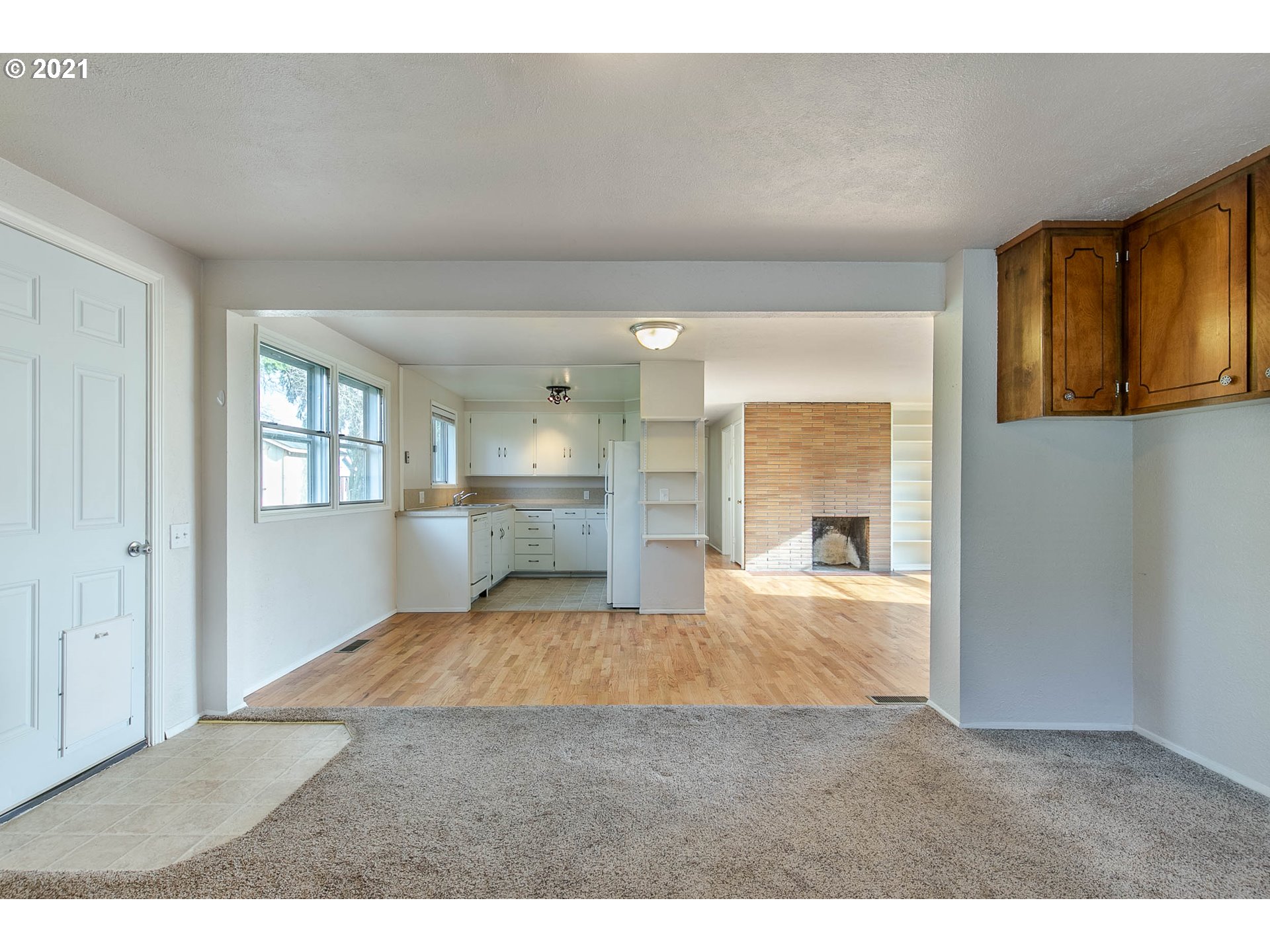 1242 Olympic Street Springfield, OR 97477 - Photo 19 of 32