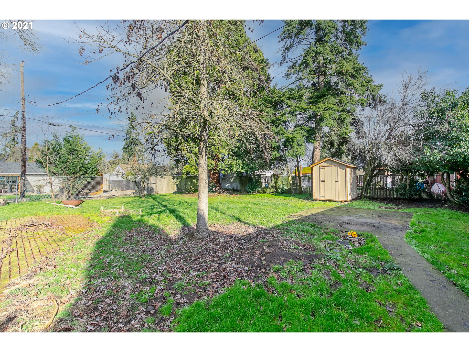 1242 Olympic Street Springfield, OR 97477 - Photo 27 of 32