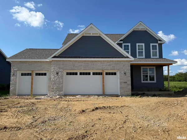 $594,900 | 6525 North Ironwood Drive, Edwards, IL 61528