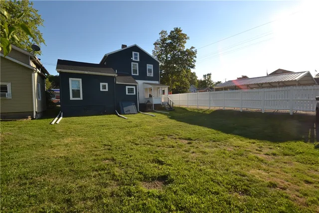 $2,200 | 505 East Main Street, Palmyra, NY 14522