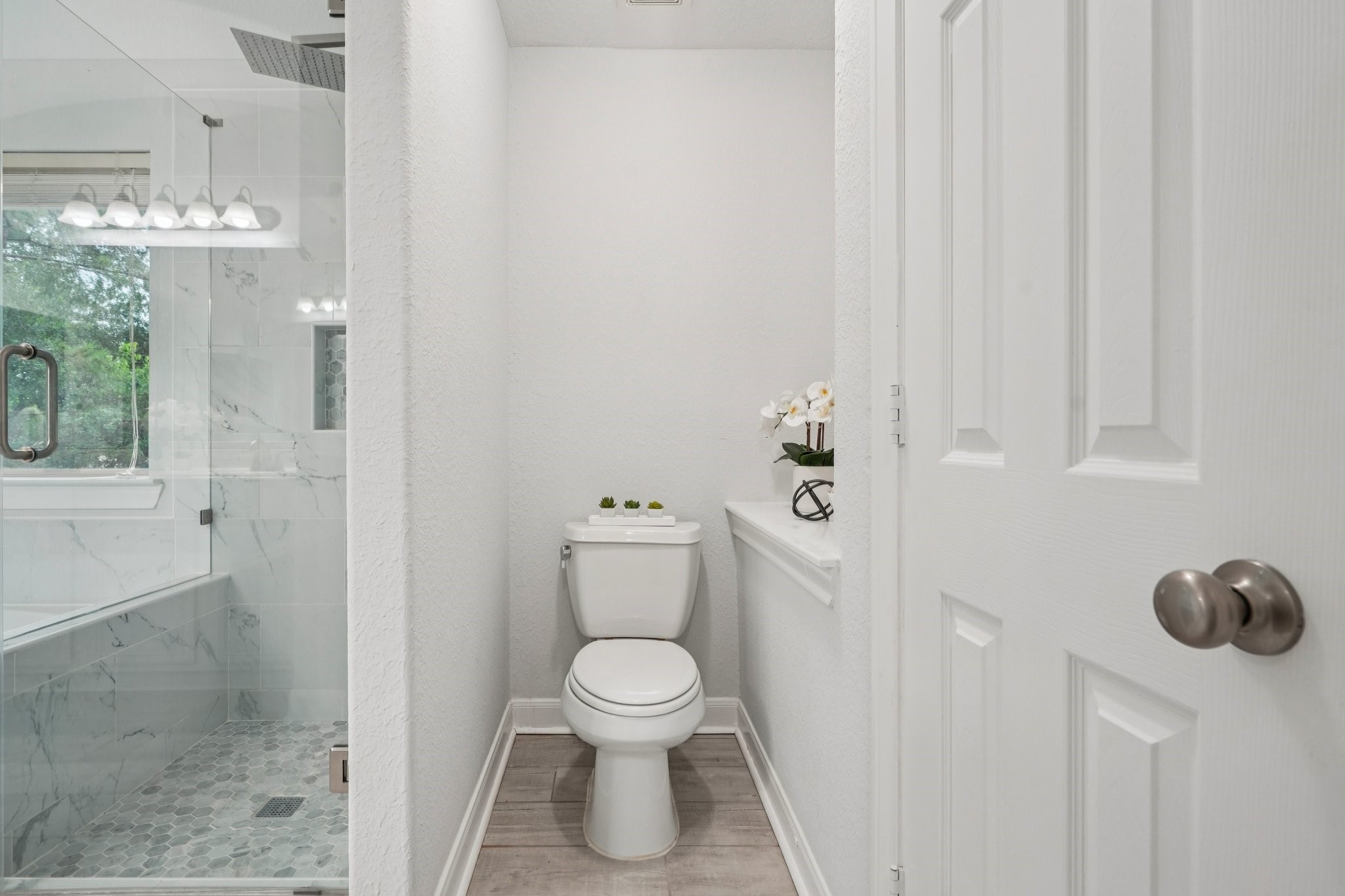 90 Panterra Way Spring, TX 77382 - Photo 28 of 43 a bathroom with a toilet and a shower