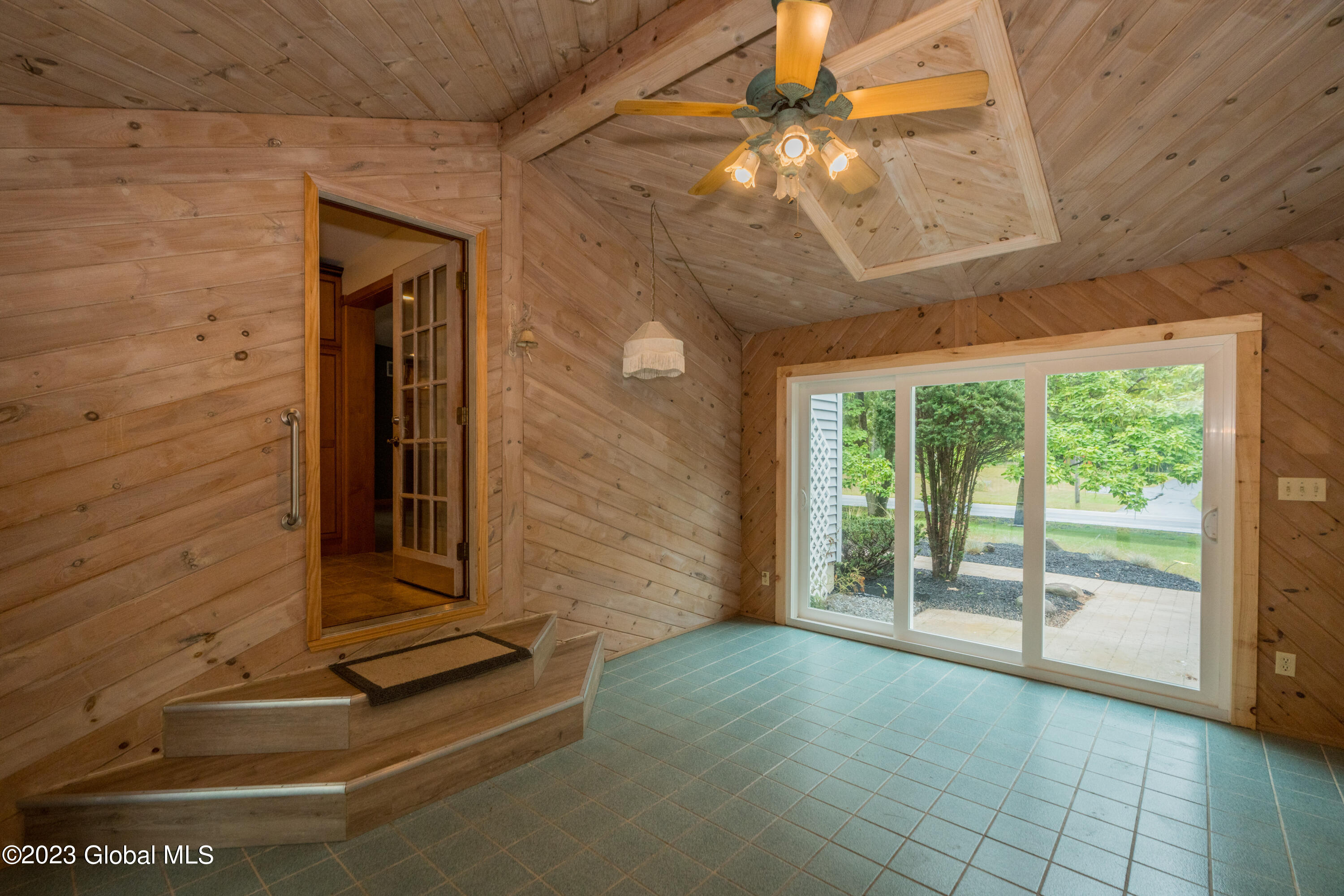237 Louden Road Wilton, NY 12866 - Photo 30 of 48 DSC01244