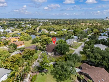 $759,000 | 7214 Hendry Creek Drive, Fort Myers, FL 33908