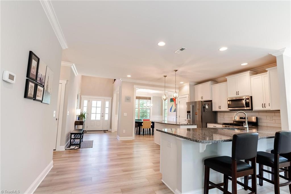 5503 Rambling Road Greensboro, NC 27409 - Photo 23 of 50 Gallery Image 23