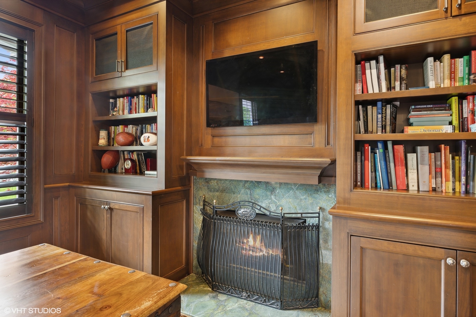 339 Linden Street Winnetka, IL 60093 - Photo 7 of 69