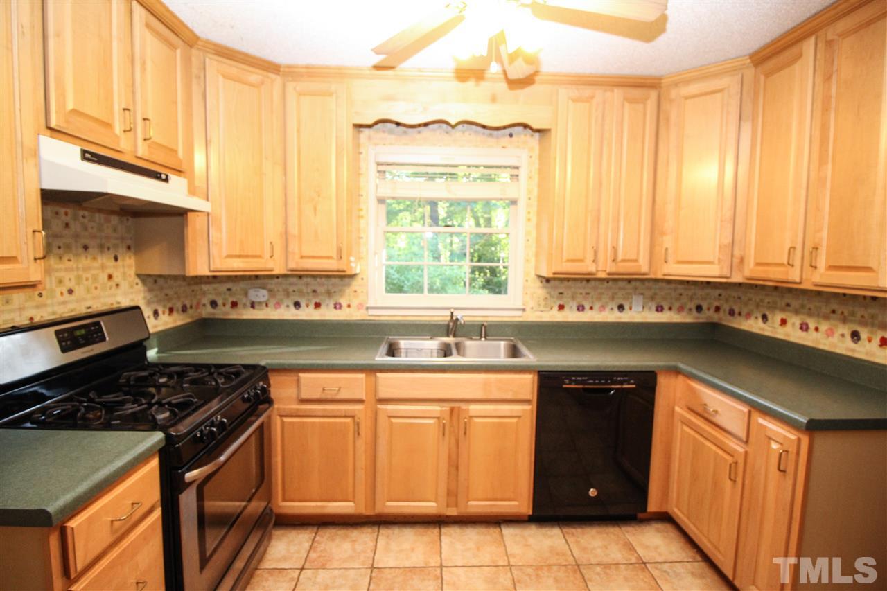 232 Singleton Street Raleigh, NC 27606 - Photo 9 of 30