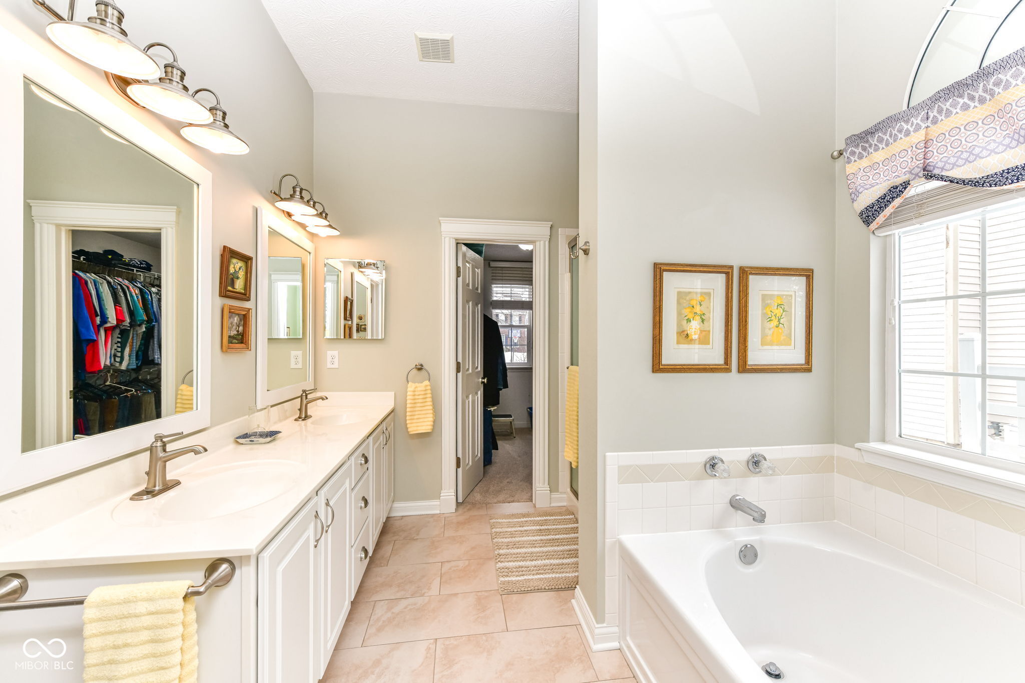 11319 Whitewater Way Fishers, IN 46037 - Photo 30 of 57