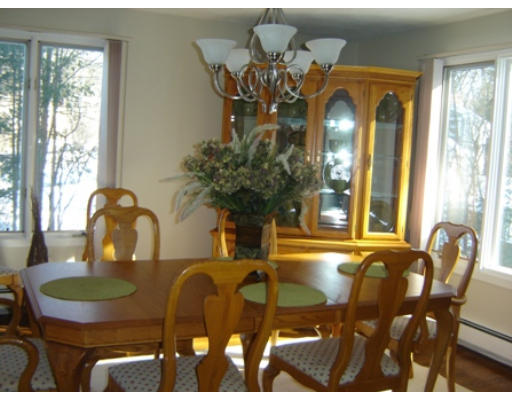 52 Eliot Hill Road Natick, MA 01760 - Photo 4 of 28 a dining room with furniture and window