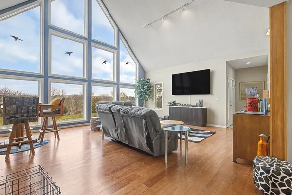 $450,000 | 19 Walnut Hill Drive, Galena, IL 61036