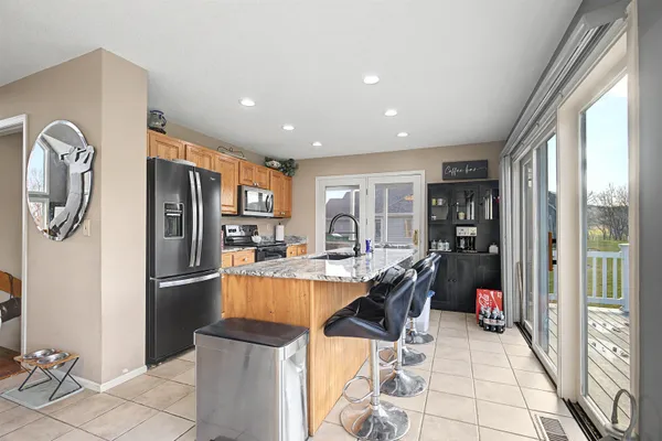 $450,000 | 19 Walnut Hill Drive, Galena, IL 61036