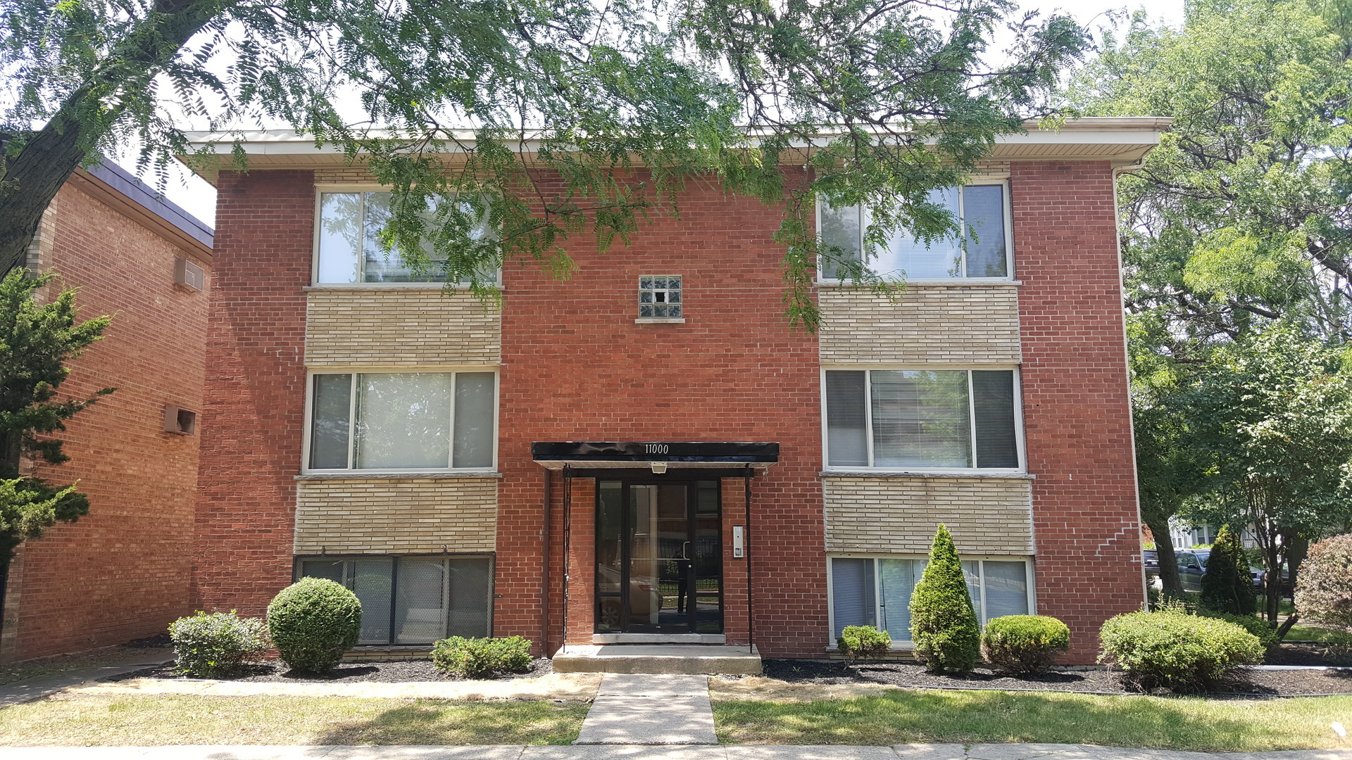 11000 South Indiana Ave