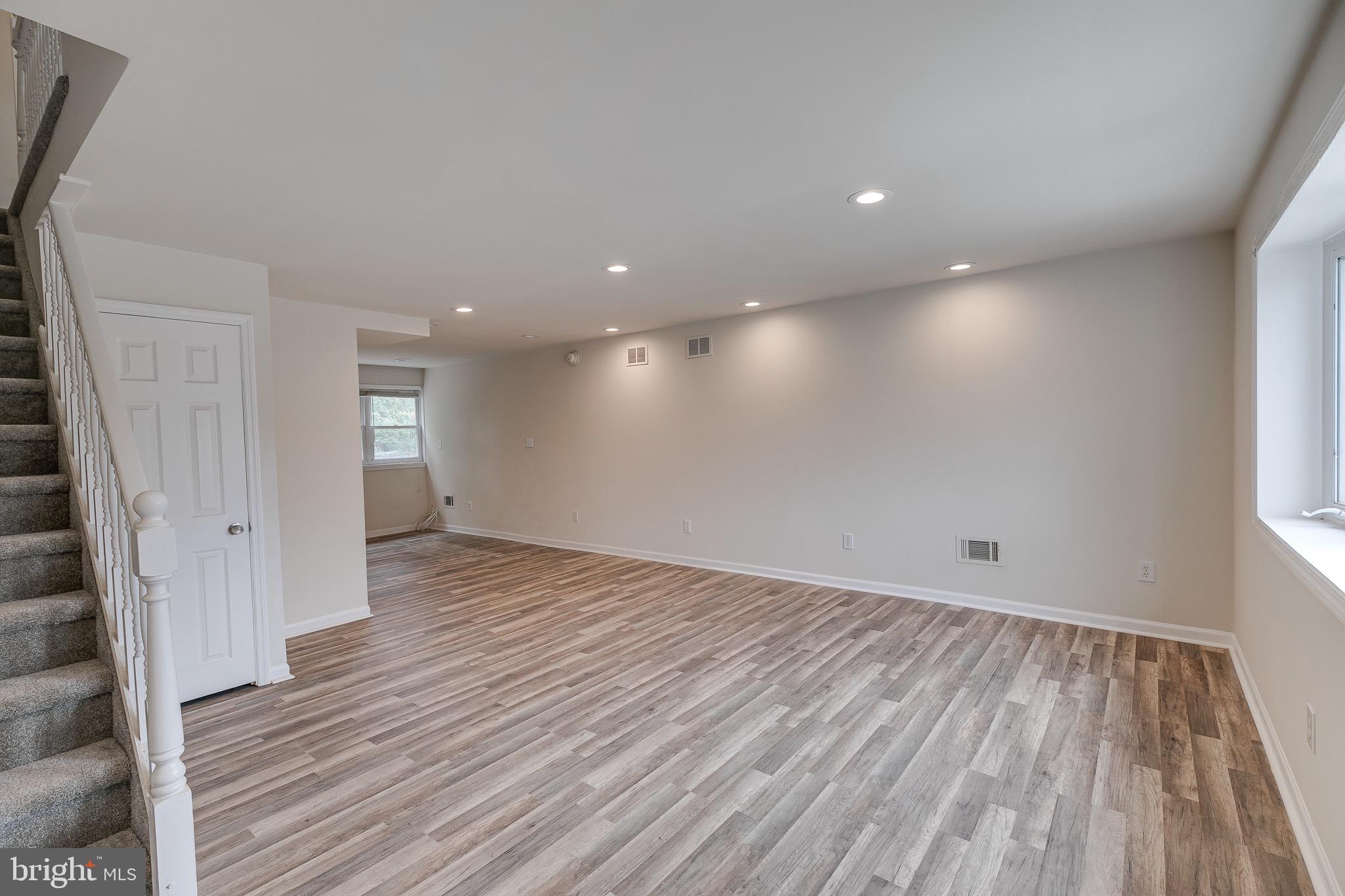3664 Academy Road Philadelphia, PA 19154 - Photo 2 of 29 Gallery Image 2