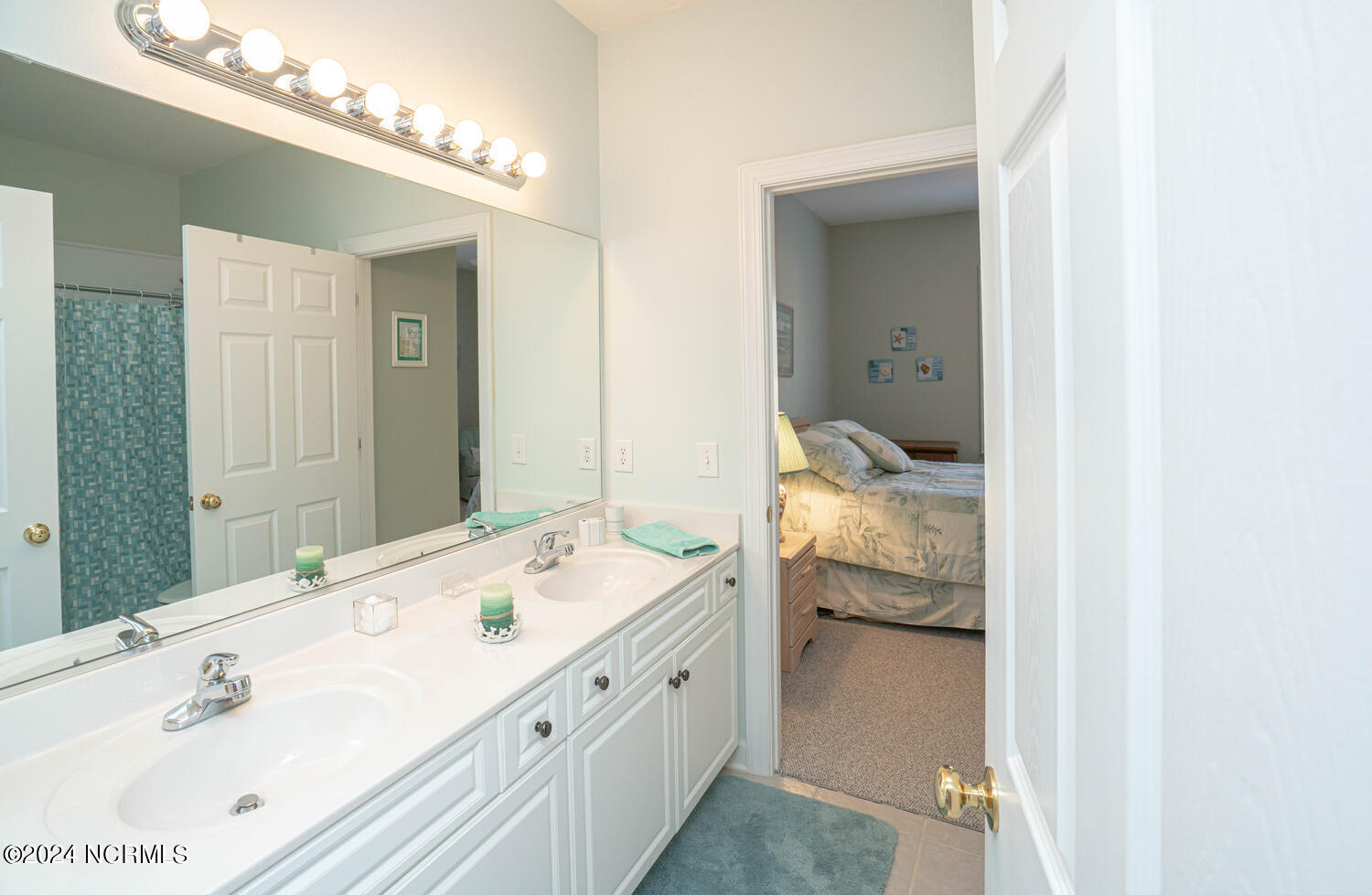 170 Clubhouse Road, Unit 2 Sunset Beach, NC 28468 - Photo 27 of 52 Bathroom 2