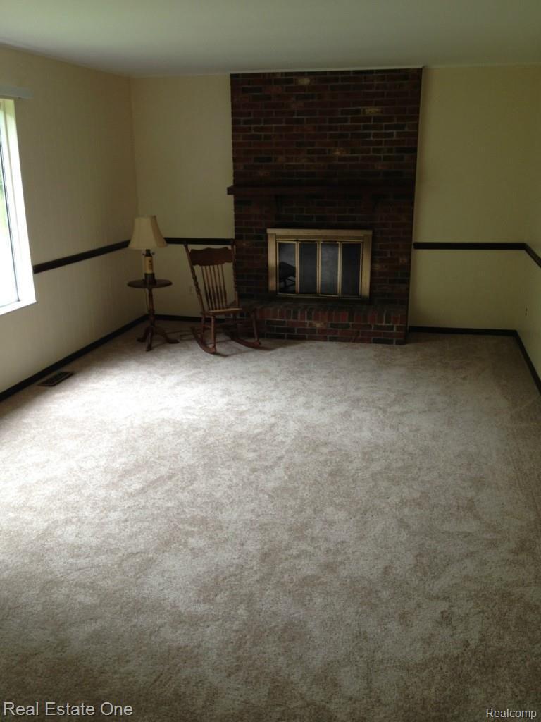 12031 Foley Road Fenton, MI 48430 - Photo 23 of 30 131.jpg