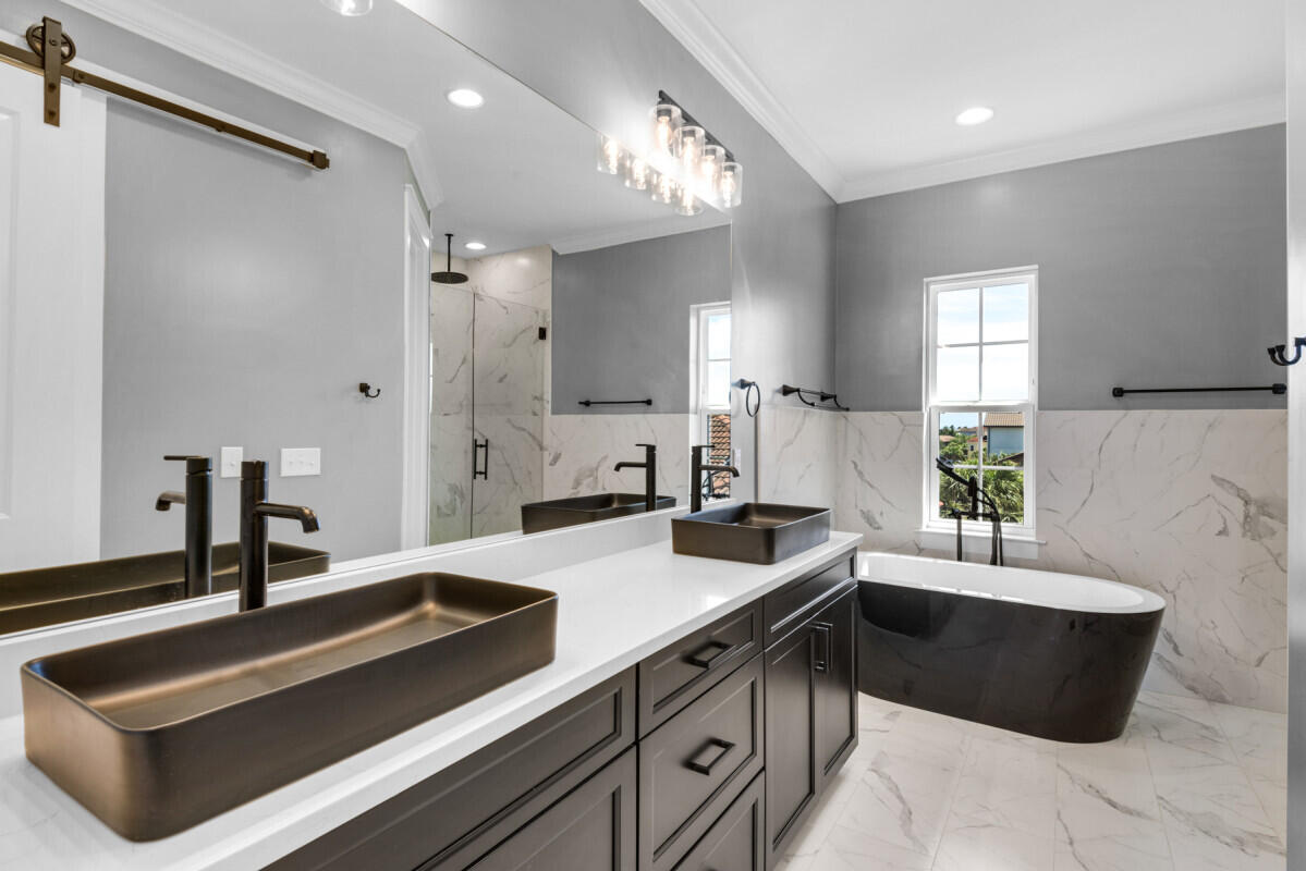 263 Calusa Boulevard Destin, FL 32541 - Photo 4 of 12 a kitchen with a sink appliances and a window