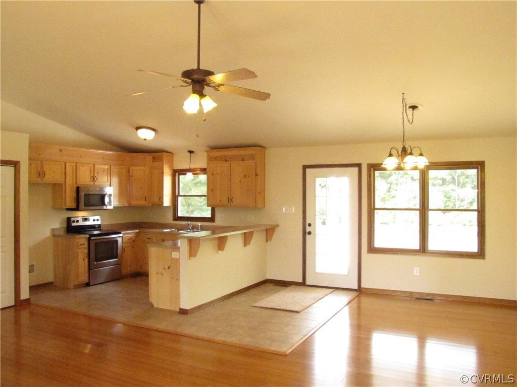 15276 Lebanon Road Spring Grove, VA 23881 - Photo 12 of 21 Open to kitchen from great room