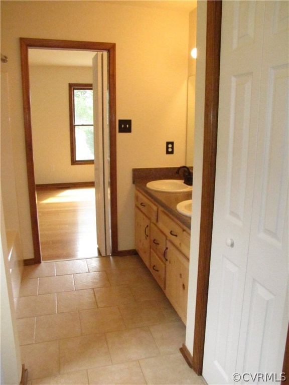 15276 Lebanon Road Spring Grove, VA 23881 - Photo 17 of 21 Master bath with linen closet
