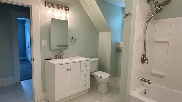 $2,000 | 30 High Street, Unit 2, Goffstown, NH 03045