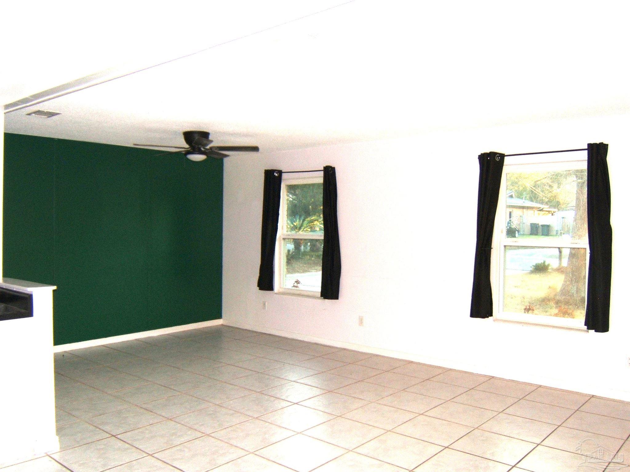 8222 Emperor Road Pensacola, FL 32514 - Photo 4 of 20