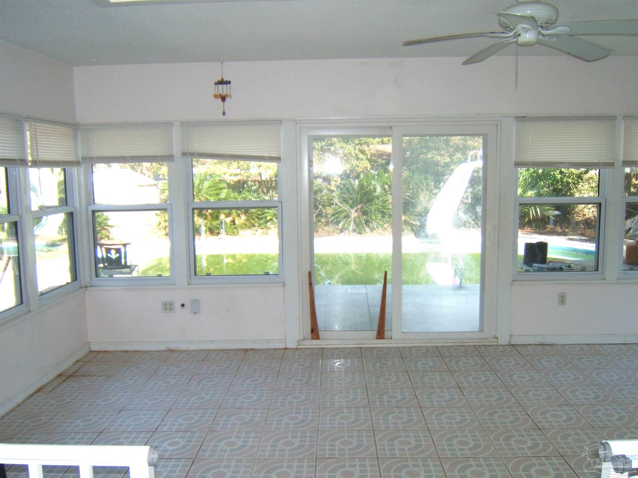 8222 Emperor Road Pensacola, FL 32514 - Photo 7 of 20