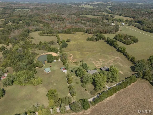 $580,000 | 13423 Roth Road, Bonne Terre, MO 63628