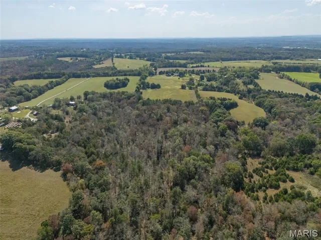 $580,000 | 13423 Roth Road, Bonne Terre, MO 63628