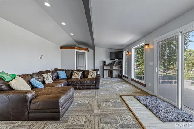 $580,000 | 13423 Roth Road, Bonne Terre, MO 63628