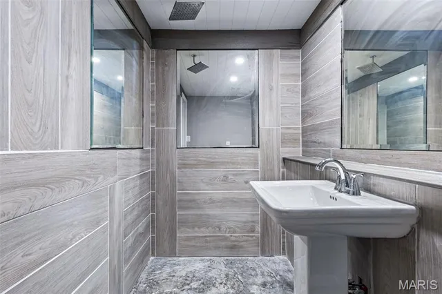 $580,000 | 13423 Roth Road, Bonne Terre, MO 63628