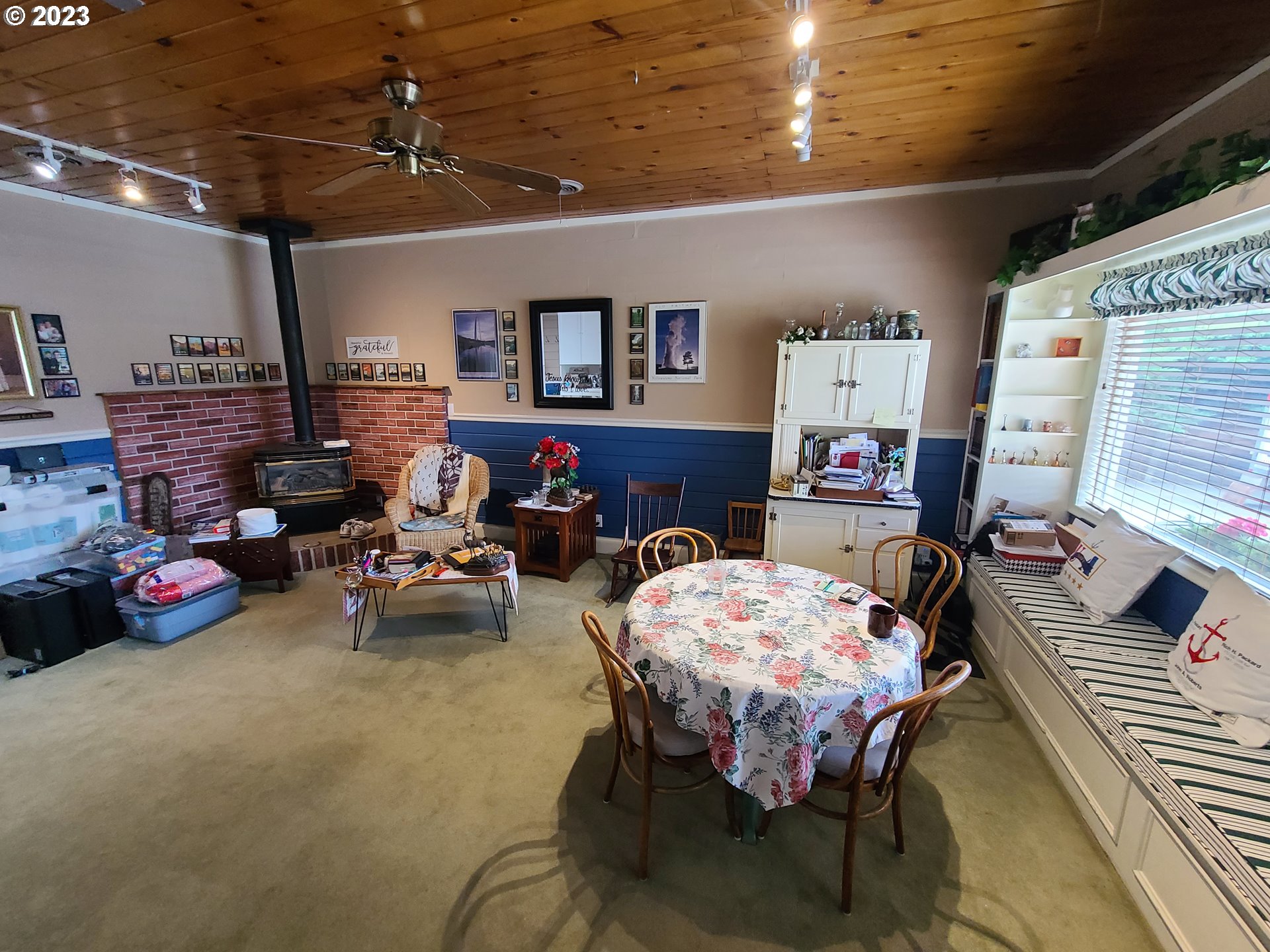313 Northeast Garfield Street Enterprise, OR 97828 - Photo 7 of 24 a outdoor space with furniture and garden view