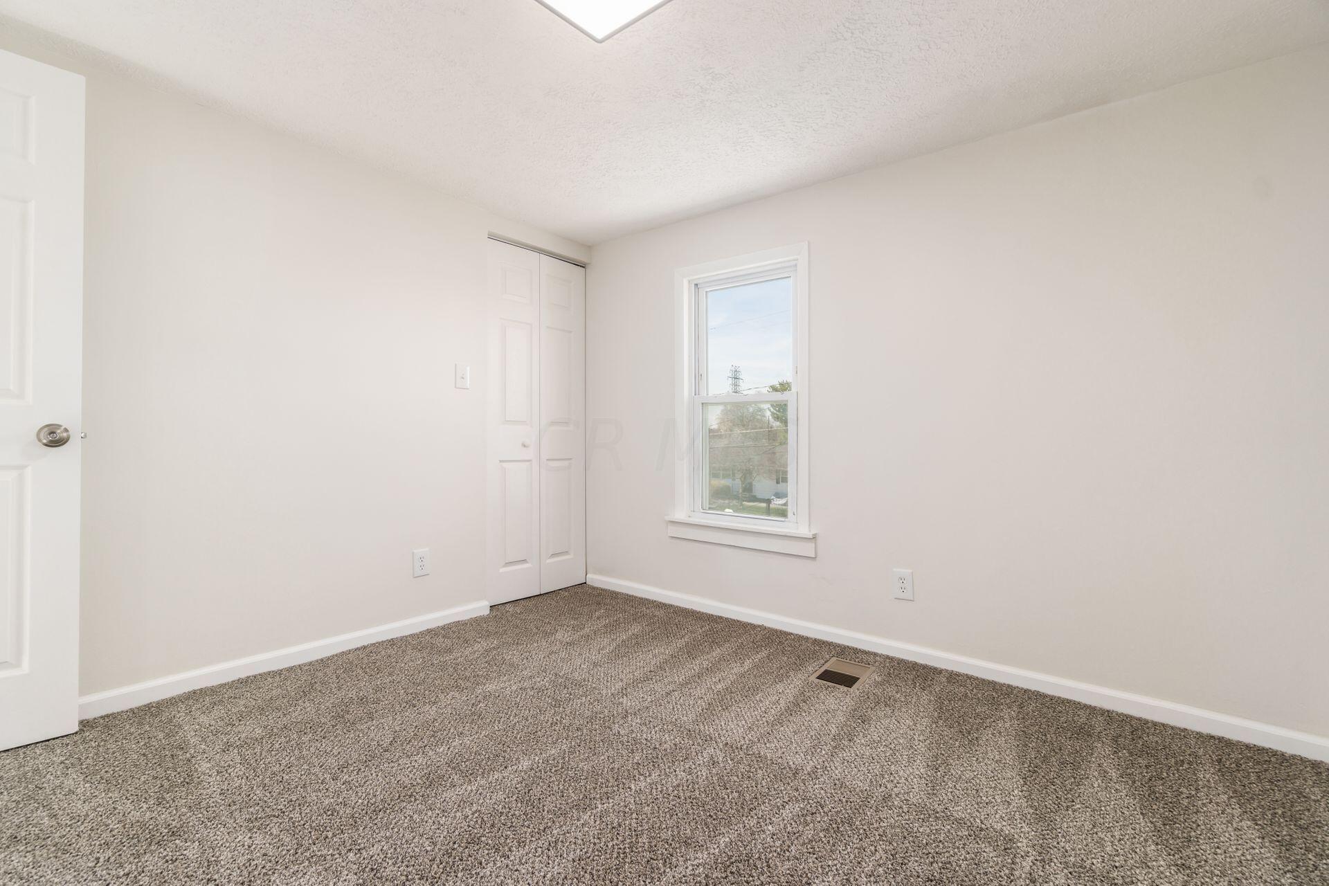 3112 Lewis Road Columbus, OH 43207 - Photo 25 of 37 Bedroom 2