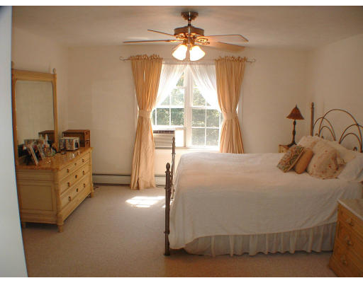 15 Hines Road Cumberland, RI 02864 - Photo 8 of 9