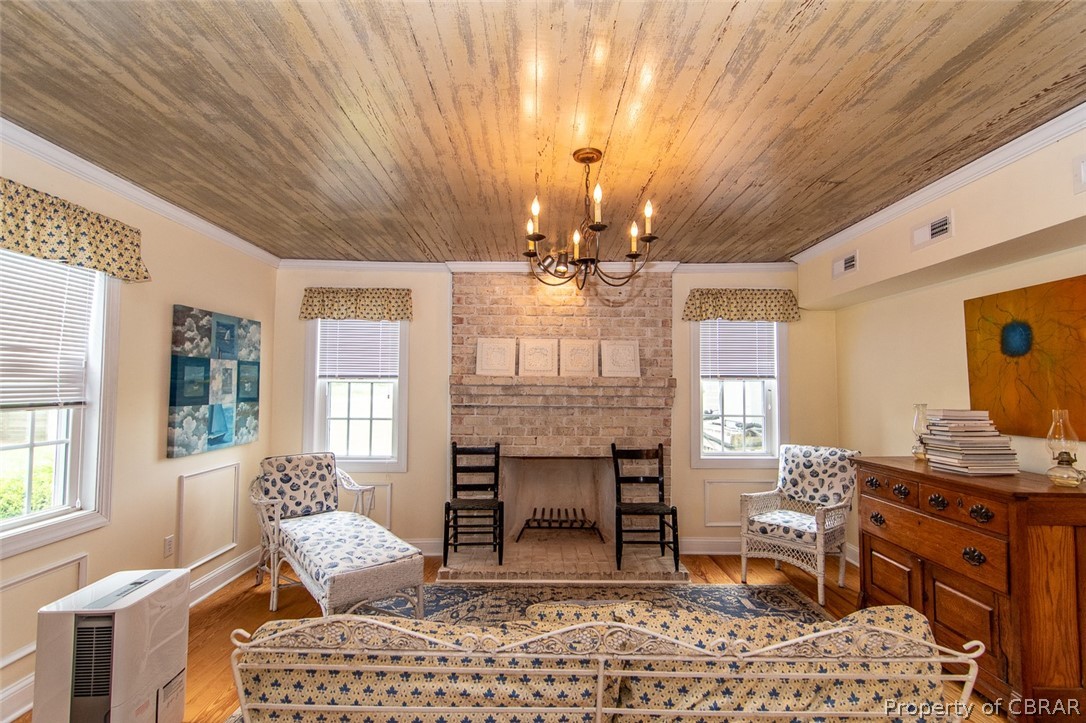 1217 Aarons Bch Road Diggs, VA 23045 - Photo 13 of 32