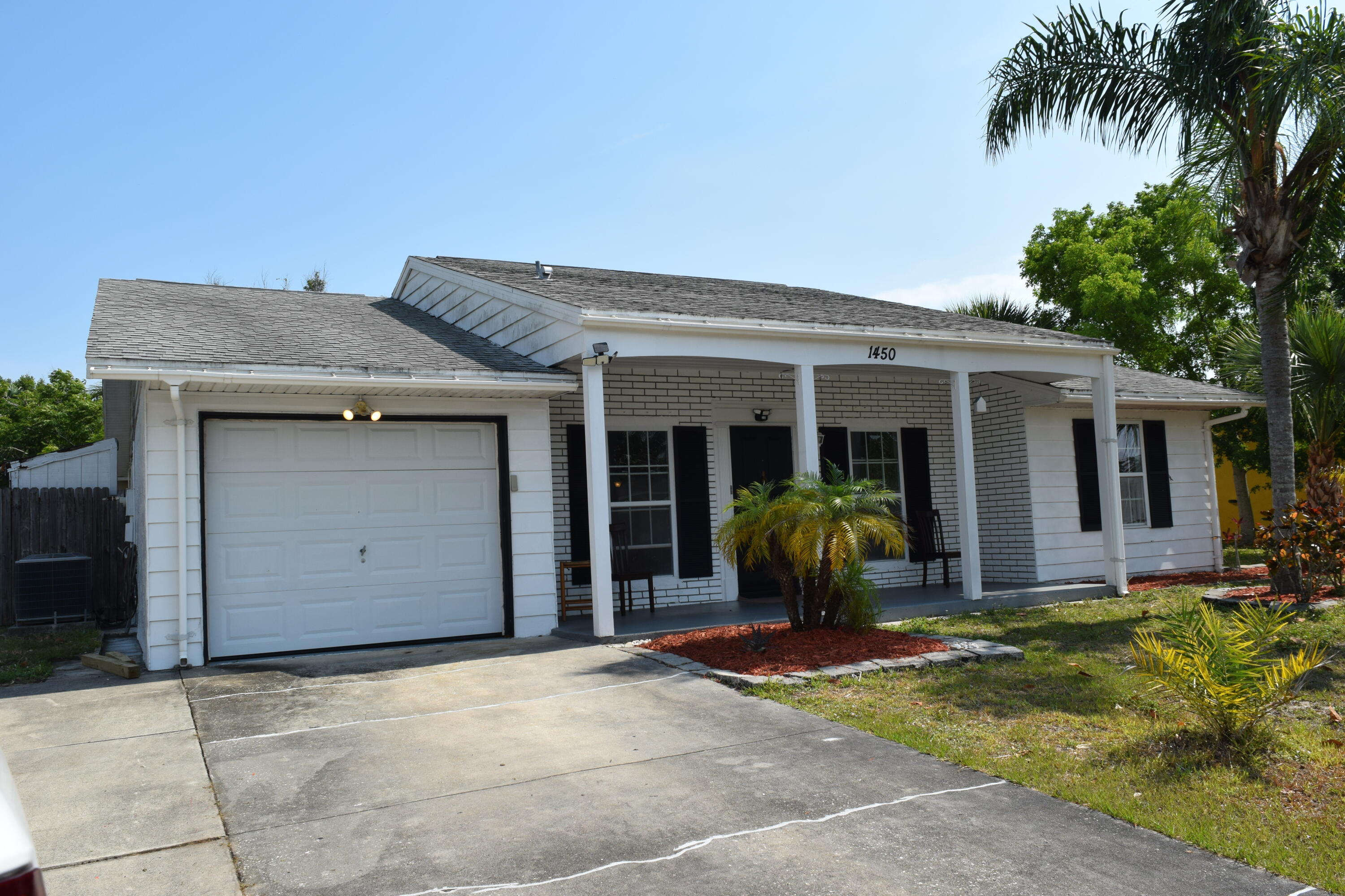 1450 Creel Road Northeast Palm Bay, FL 32905 - Photo 1 of 27 DSC_0969