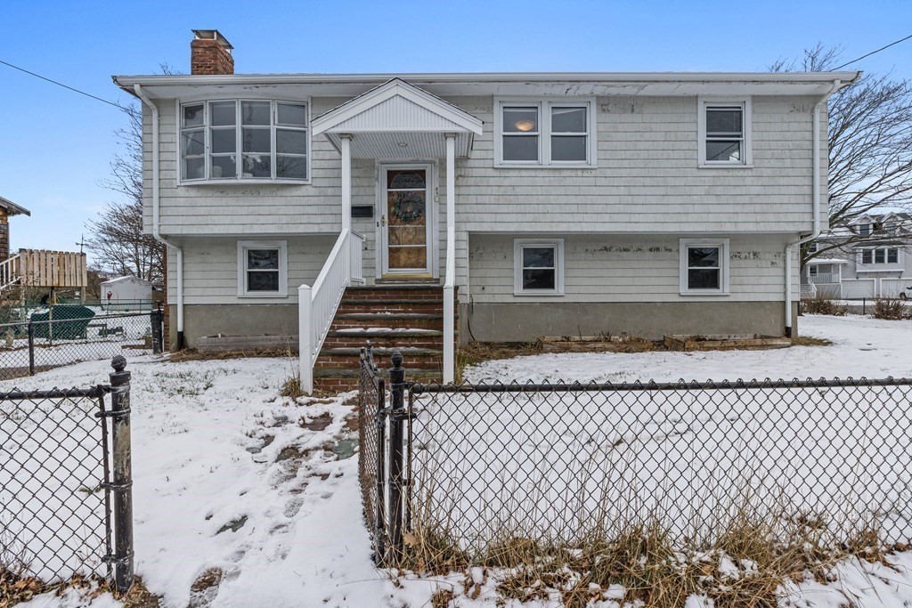 10 Sumner Street Hull, MA 02045 - Photo 1 of 23 Gallery Image 1