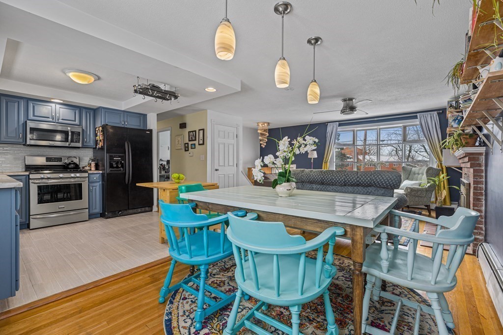 10 Sumner Street Hull, MA 02045 - Photo 6 of 23 Gallery Image 6