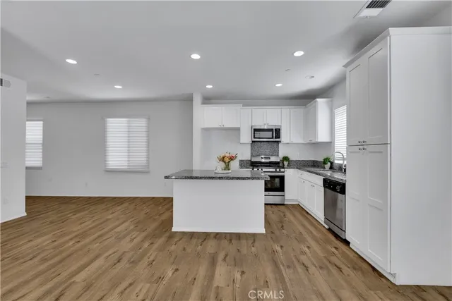 $799,000 | 273 South Vermont Avenue, Glendora, CA 91741