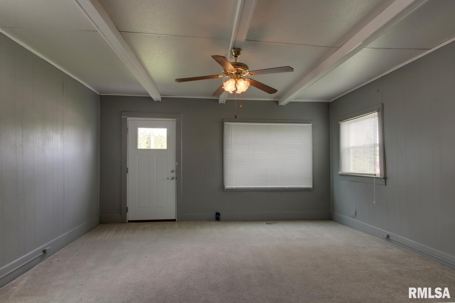 2266 Chestnut Street Quincy, IL 62301 - Photo 3 of 8