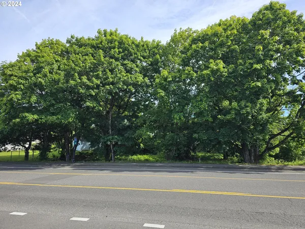 $300,000 | 23654 Northeast Halsey Street, Wood Village, OR 97060