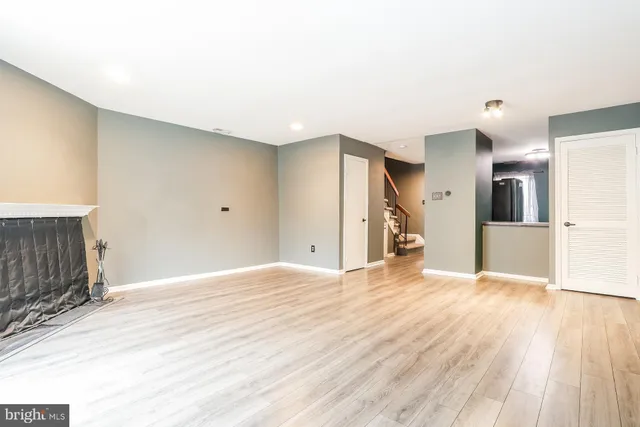 $2,495 | 94 Teal Court, Hightstown, NJ 08520