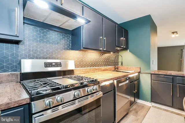 $2,495 | 94 Teal Court, Hightstown, NJ 08520