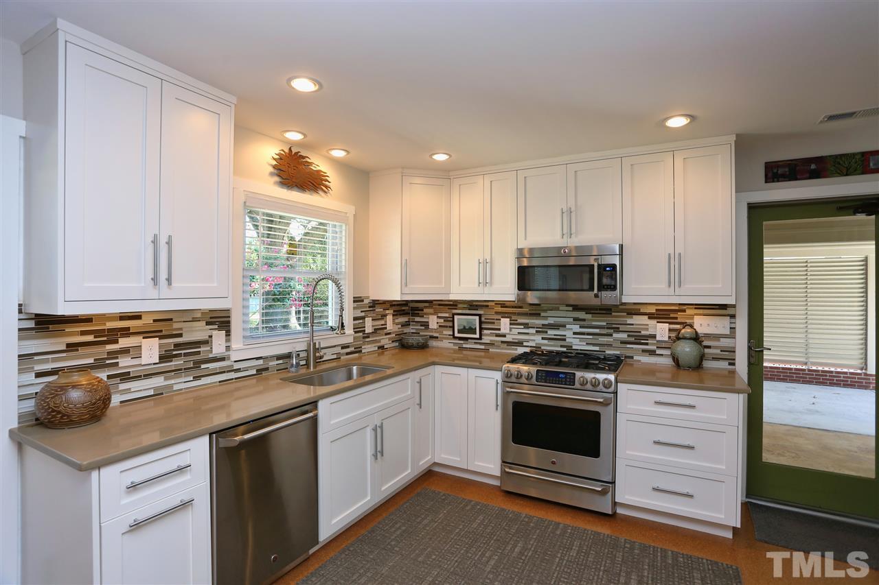209 Dublin Road Raleigh, NC 27609 - Photo 3 of 25 Gallery Image 3