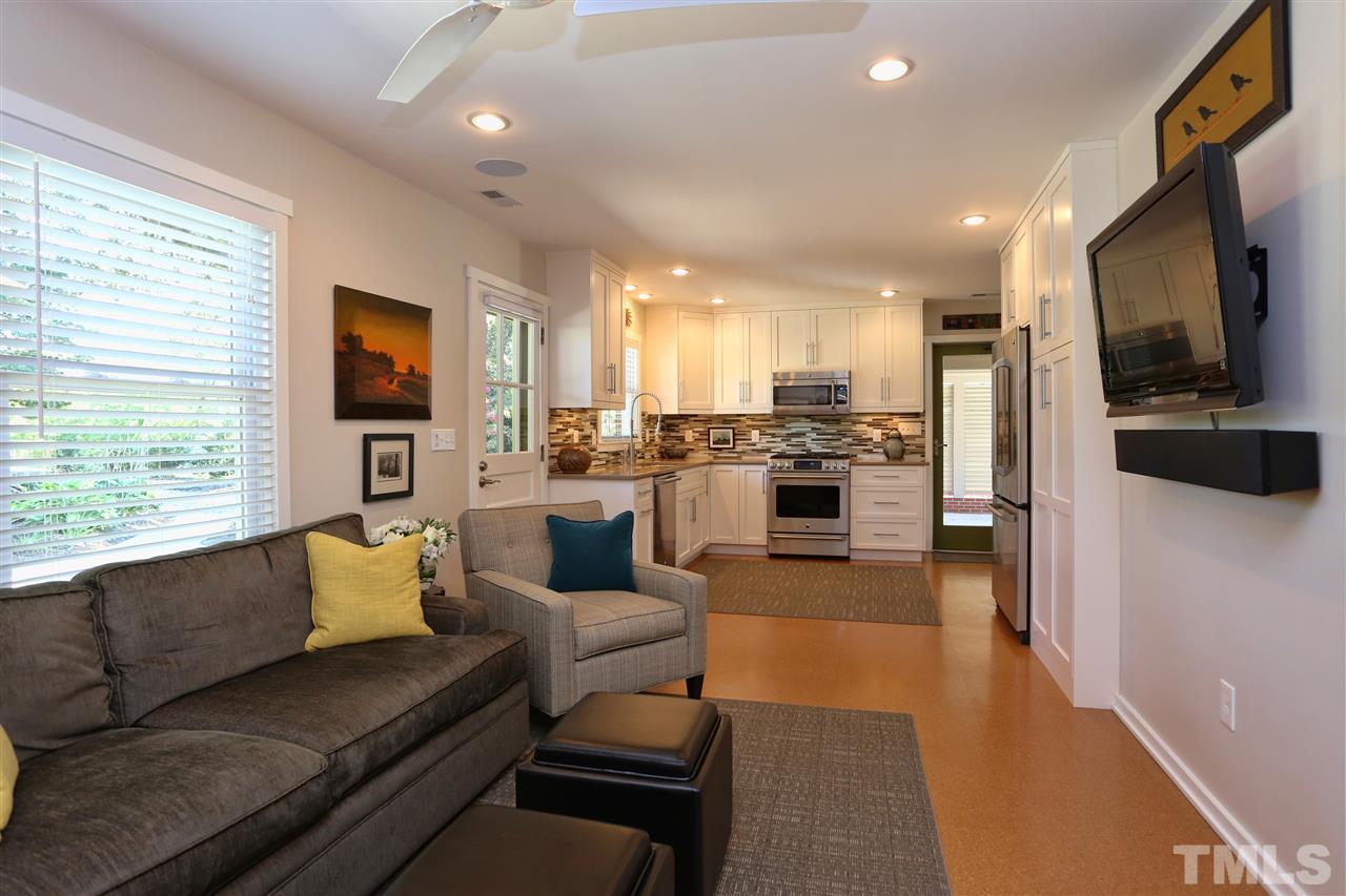 209 Dublin Road Raleigh, NC 27609 - Photo 5 of 25 Gallery Image 5