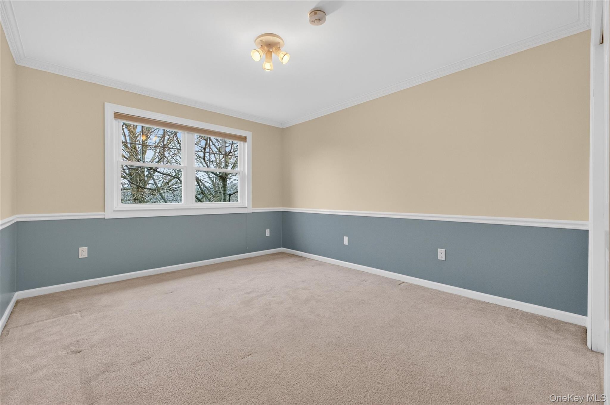 45 East Hill Road Cortlandt Manor, NY 10567 - Photo 26 of 48 an empty room with windows and closet