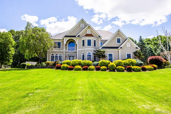 $1,175,000 | 17 Dorian Way, Campbell Hall, NY 10916