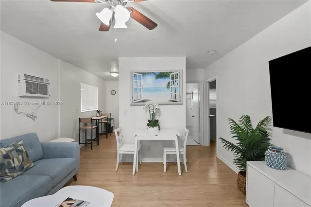 $1,850 | 717 Southwest 13th Avenue, Unit 1, Fort Lauderdale, FL 33312