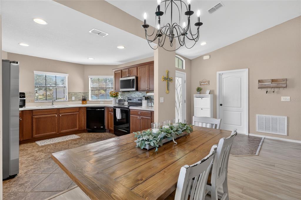 4107 Dinner Lake Way Lake Wales, FL 33859 - Photo 8 of 41