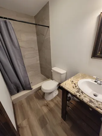 $2,200 | 1227 Continental Court, Tallahassee, FL 32304