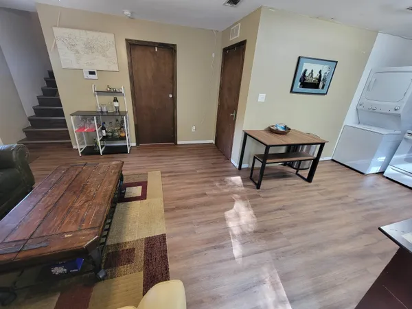 $2,200 | 1227 Continental Court, Tallahassee, FL 32304