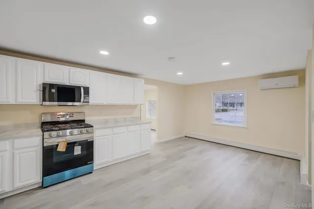 $599,000 | 20 Matsunaye Drive, Medford, NY 11763