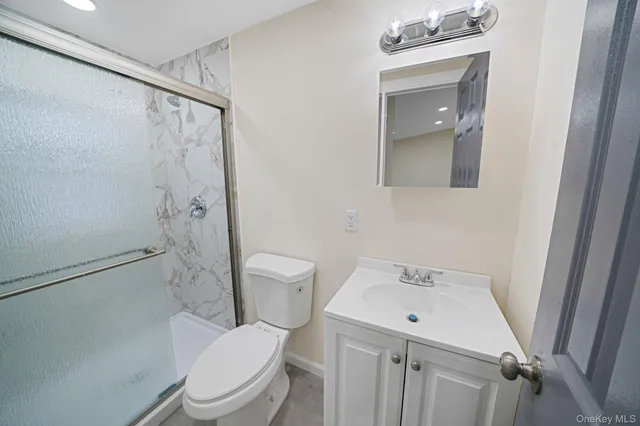 $599,000 | 20 Matsunaye Drive, Medford, NY 11763